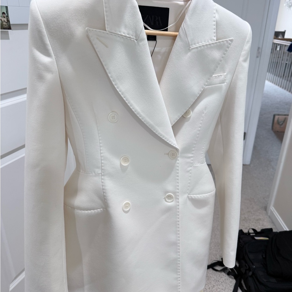 Zara Classic Cream Double-Breasted Blazer